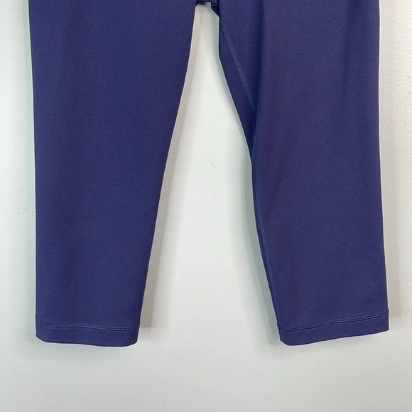 UNDER ARMOUR Fitted Cropped Leggings Navy Blue Low Rise Back Logo M - Picture 4 of 11